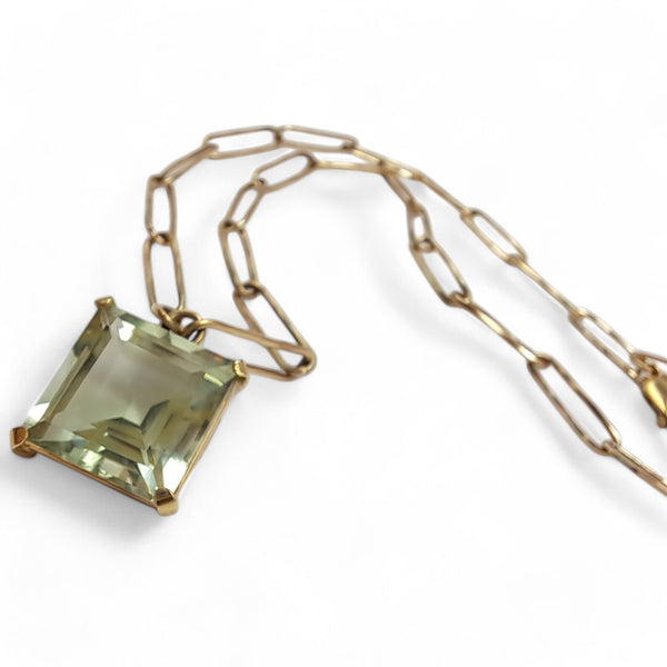 9ct Gold Hammered Oval-Link Green Amethyst Necklace