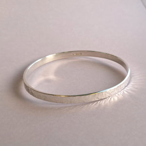 Silver Oval Hammered Bangle - Light Flat-Strip Wire