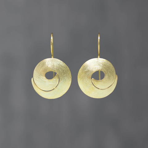 Gold Swirl drop earrings