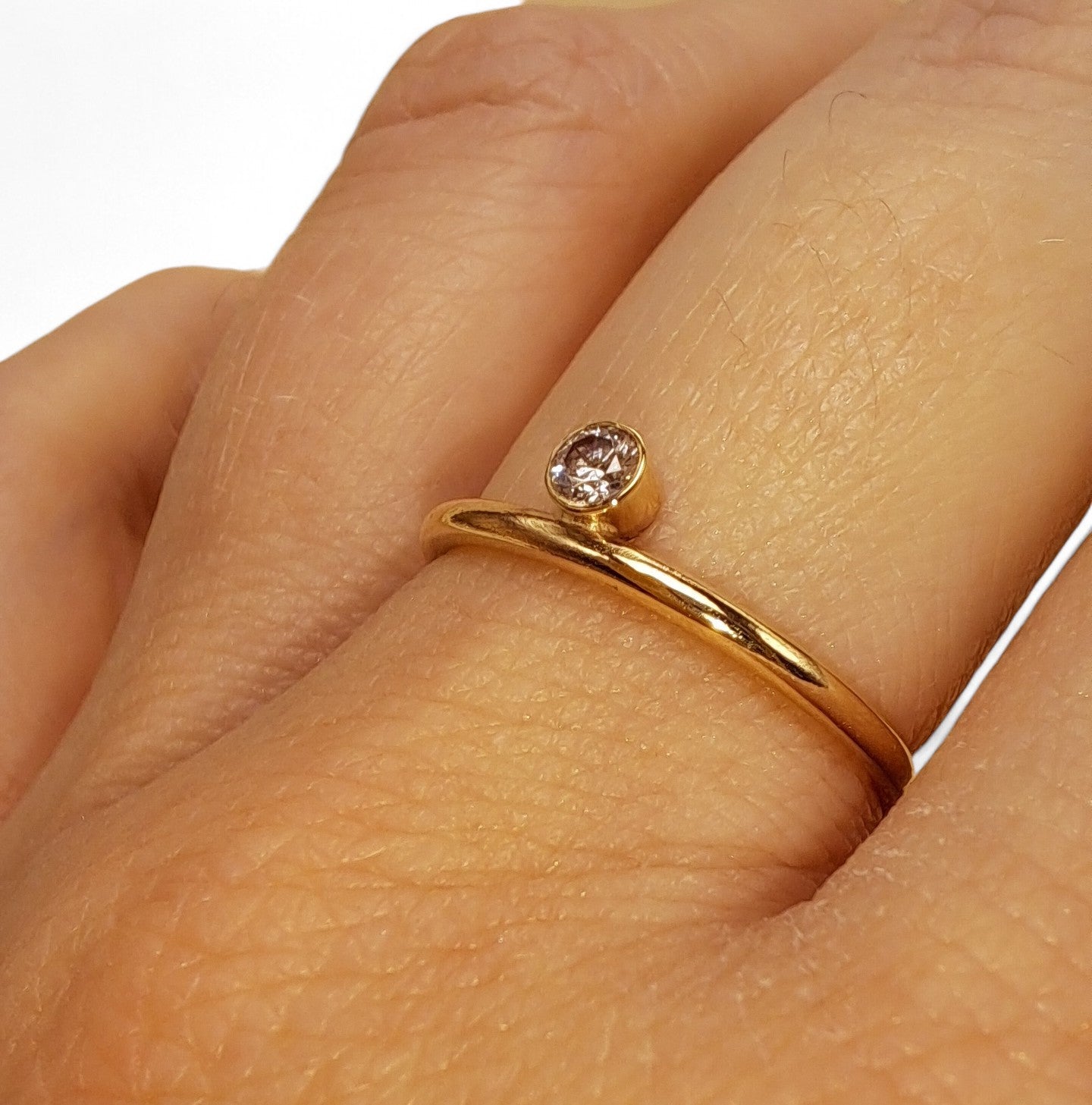 9ct Gold 0.13ct Diamond Off-Set Stacking Ring