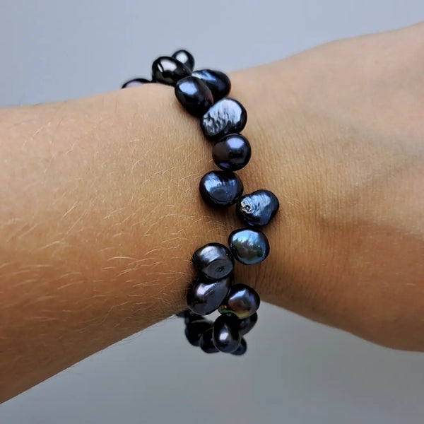 Sterling Silver Side Drilled Black Pearl Bracelet