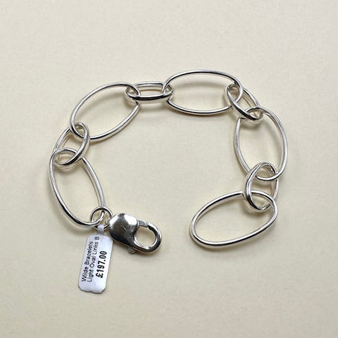 Silver Light Oval Links Bracelet