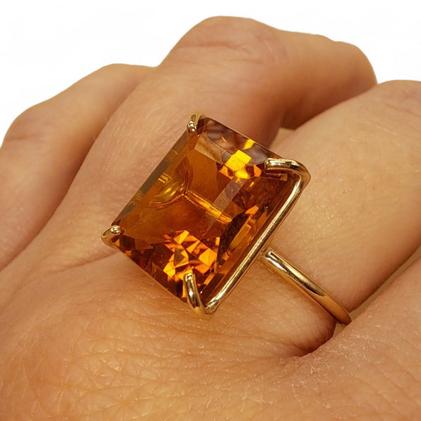 9ct Gold Madeira Citrine Mini Cocktail Ring