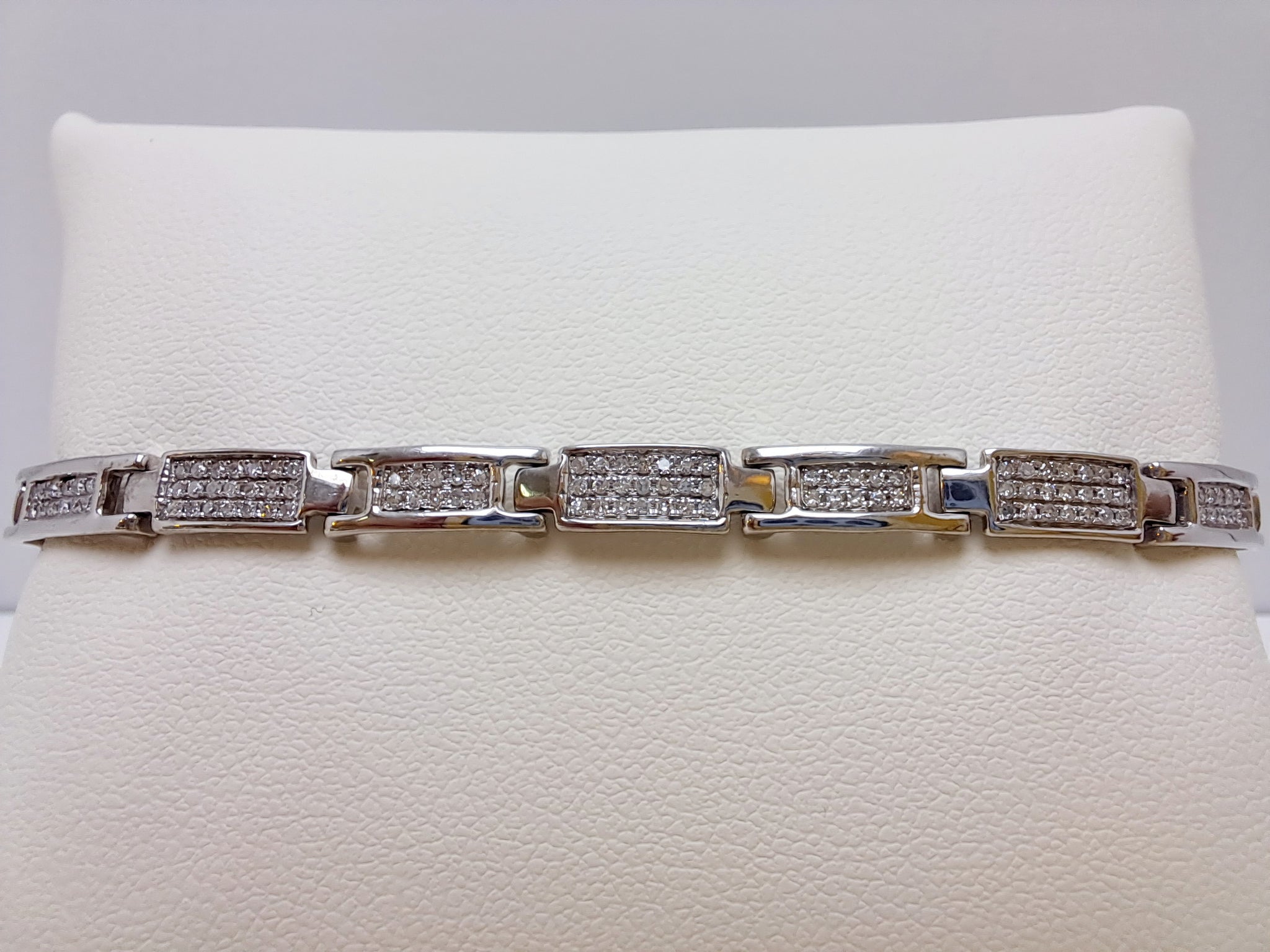 10ct White Gold Rectangle Pave Diamond Bracelet