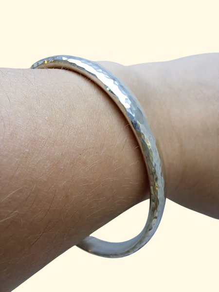 Silver Oval Hammered Bangle - 7mm Medium Oval-Wire